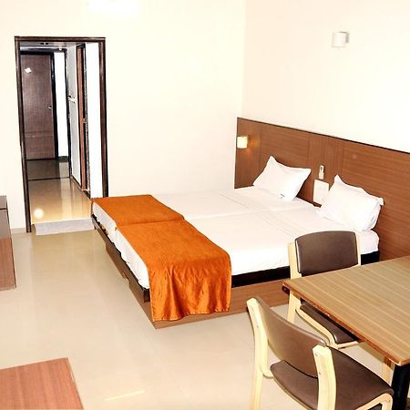 Hotel Century Executive Udupi Zewnętrze zdjęcie